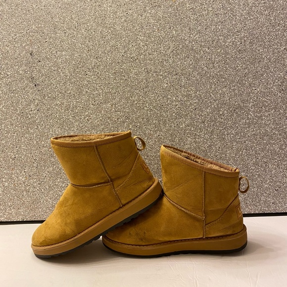 UGC Meideka Classic Ankle Boots - Picture 8 of 10